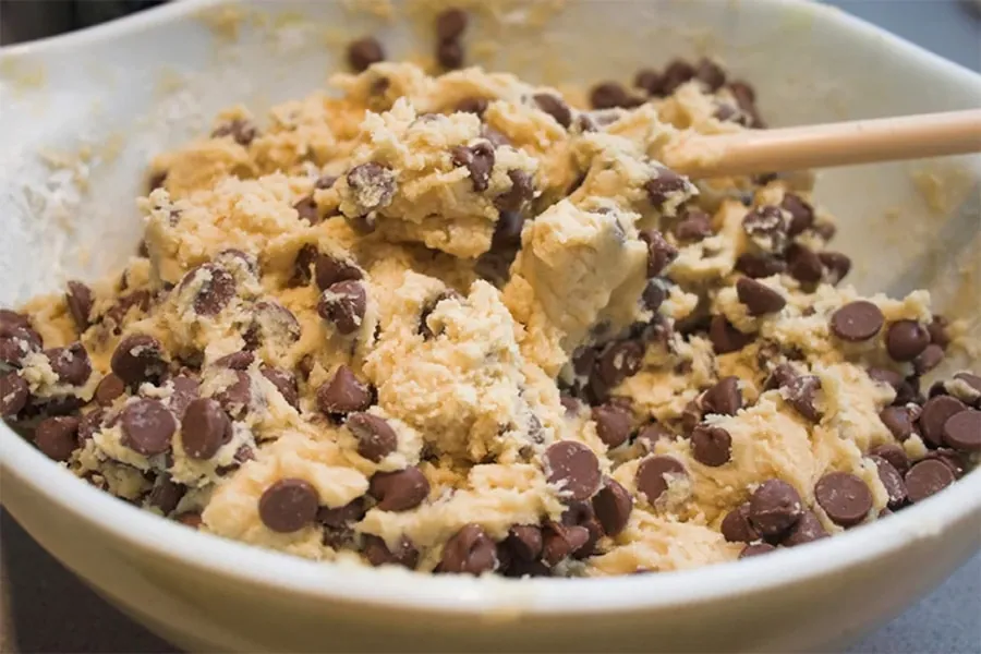 Greek Yogurt Chocolate Chip Cookie Dough