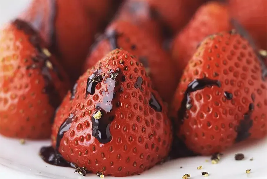 Strawberries with Peppered Balsamic Drizzle